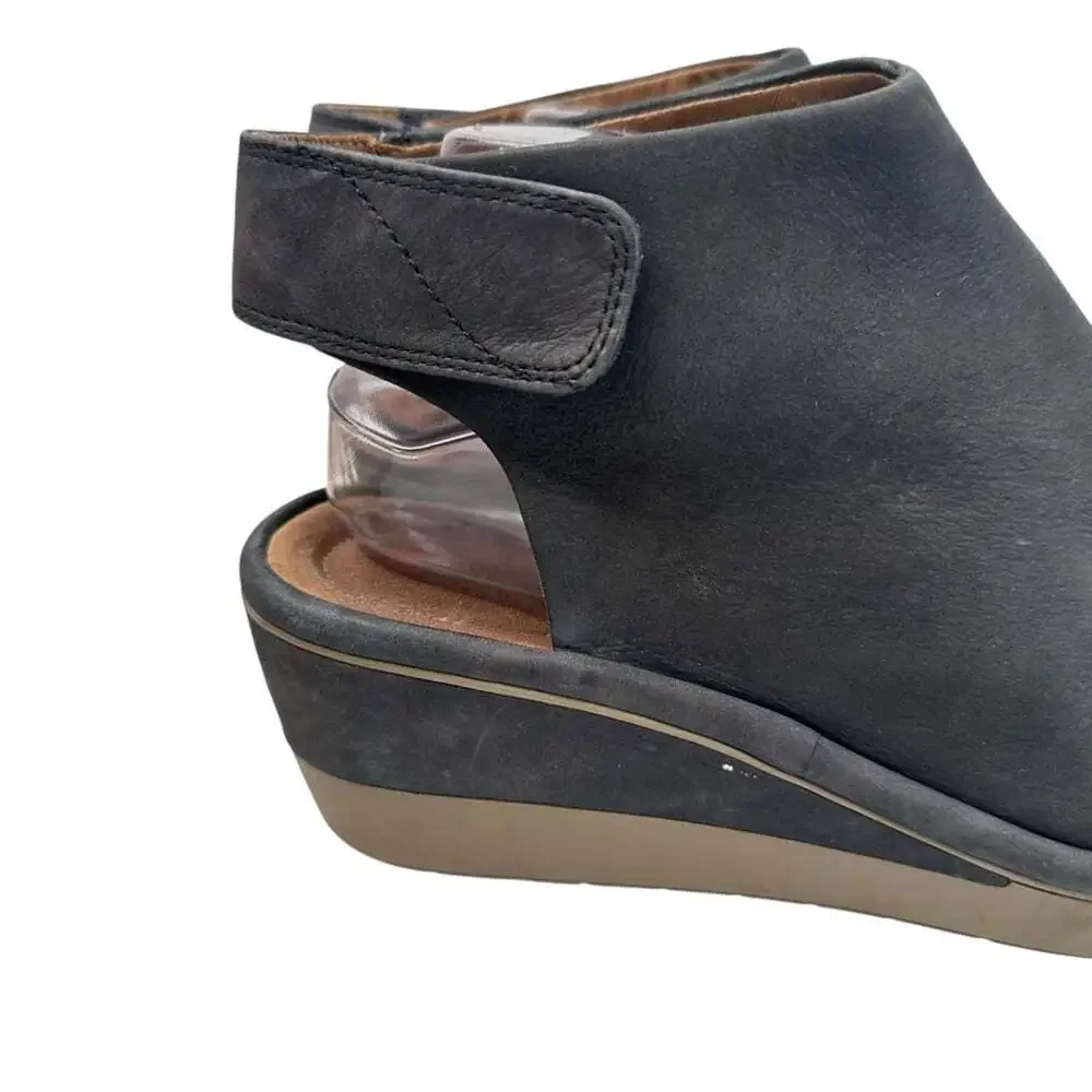 Clarks Unstructured Wynnmere Abie Grey Wedge Sandals Size 10 Cushioned Shoes